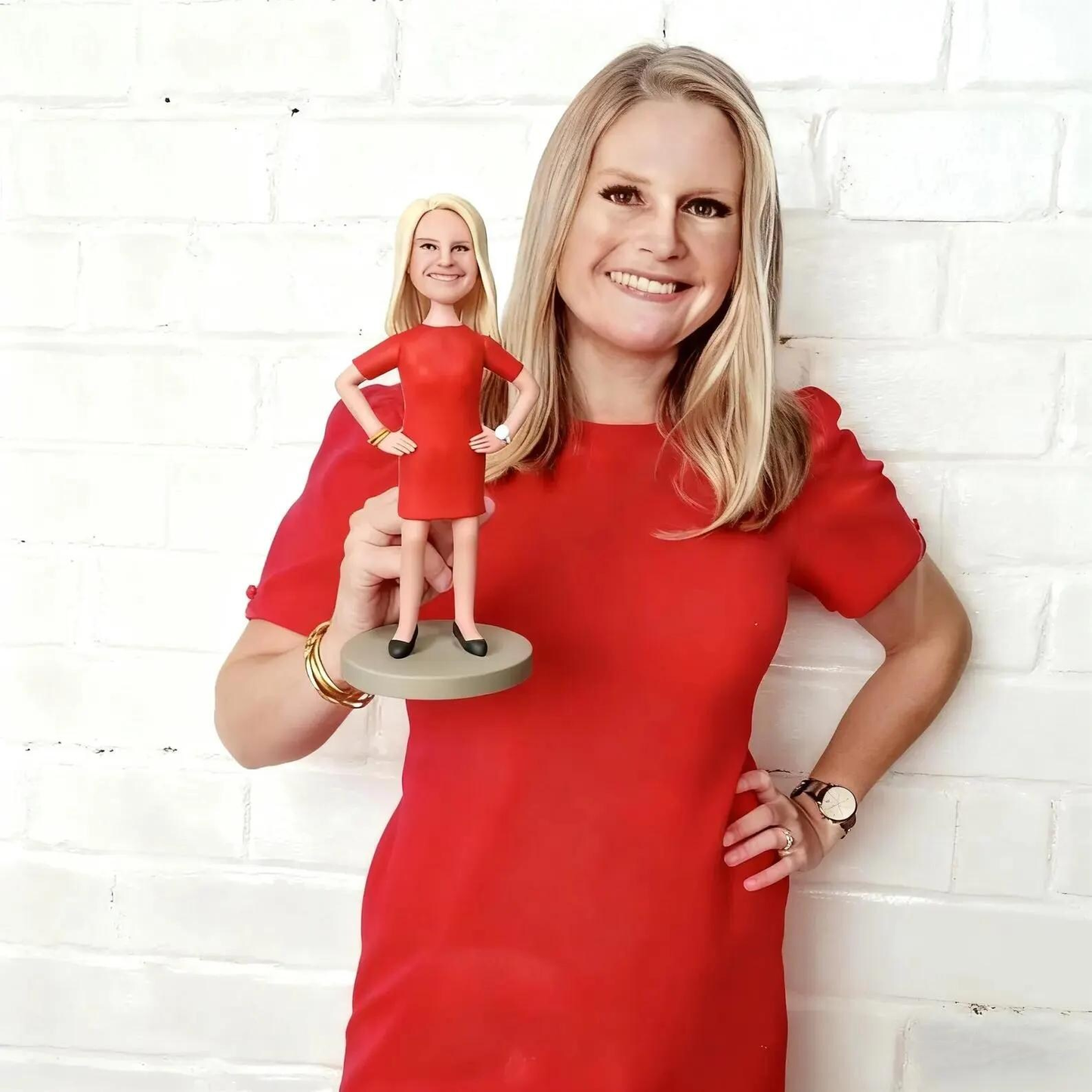 Custom Artist Bobblehead for Her – Creative Gift handmade from photo