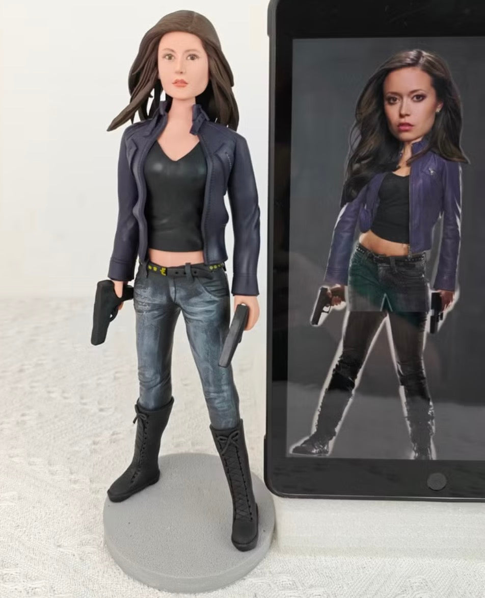 Personalized Video Game Character figurine - Custom Vtuber Figure - Handmade 3D Sculpture from Your Photo (Copy) - uDesign Gift