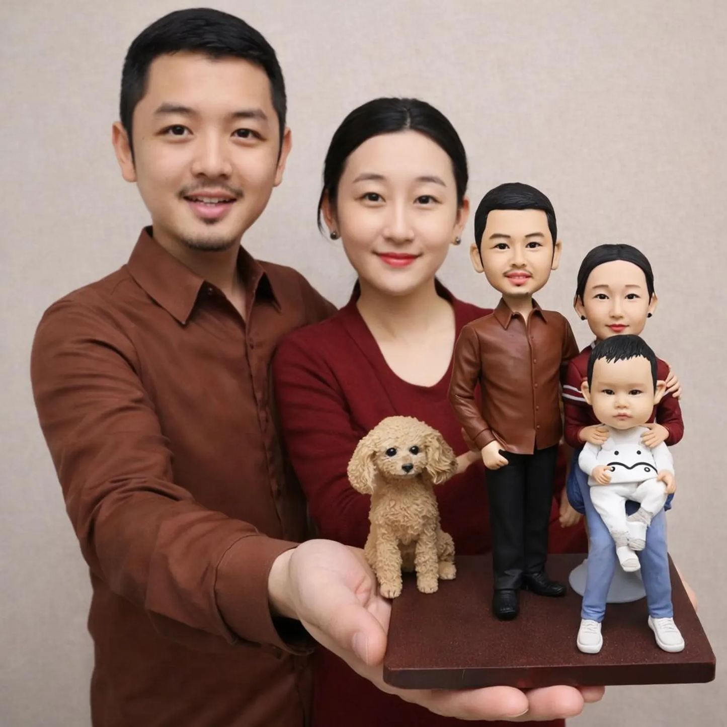 Personalized Family of 4 Bobbleheads - uDesign Gift